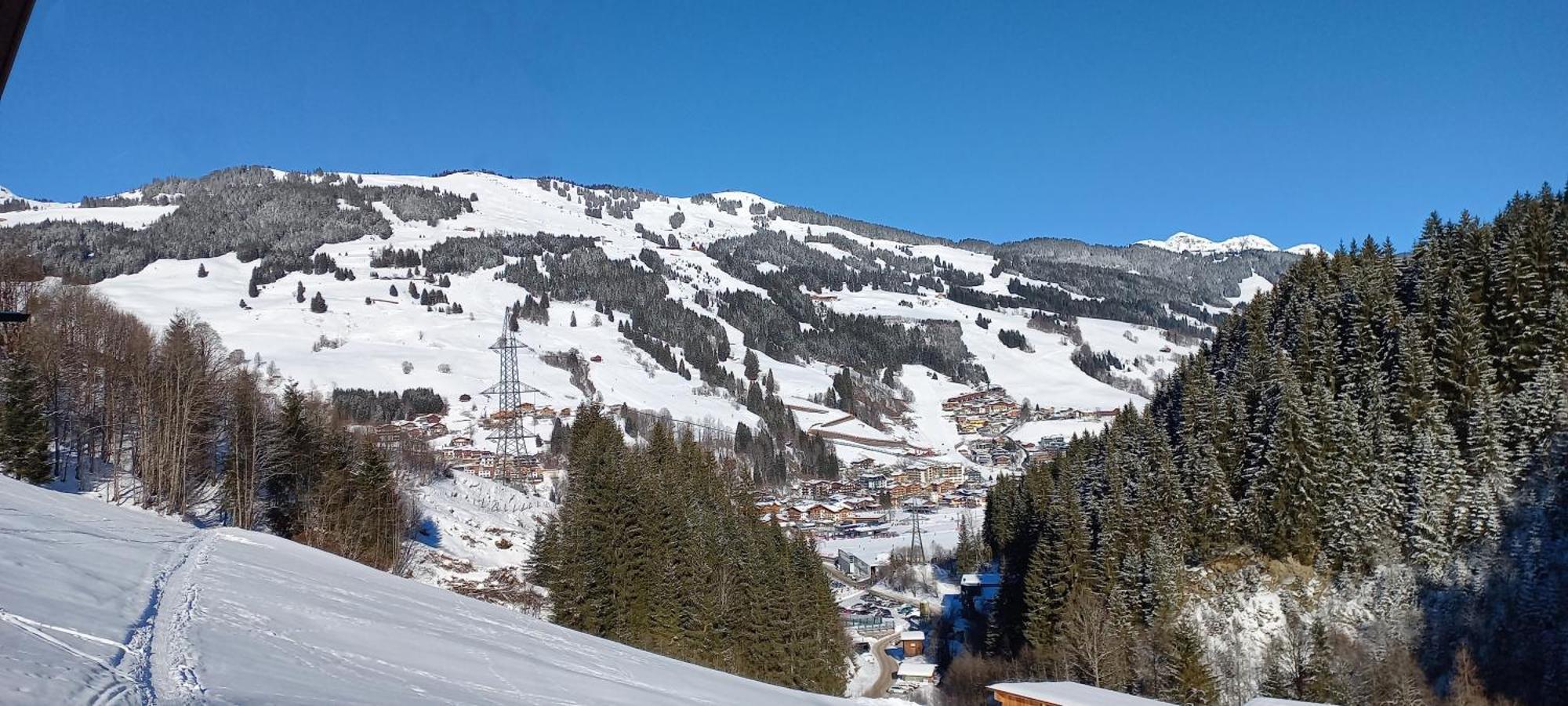 Appartementhaus Daniel Saalbach-Hinterglemm Zewnętrze zdjęcie